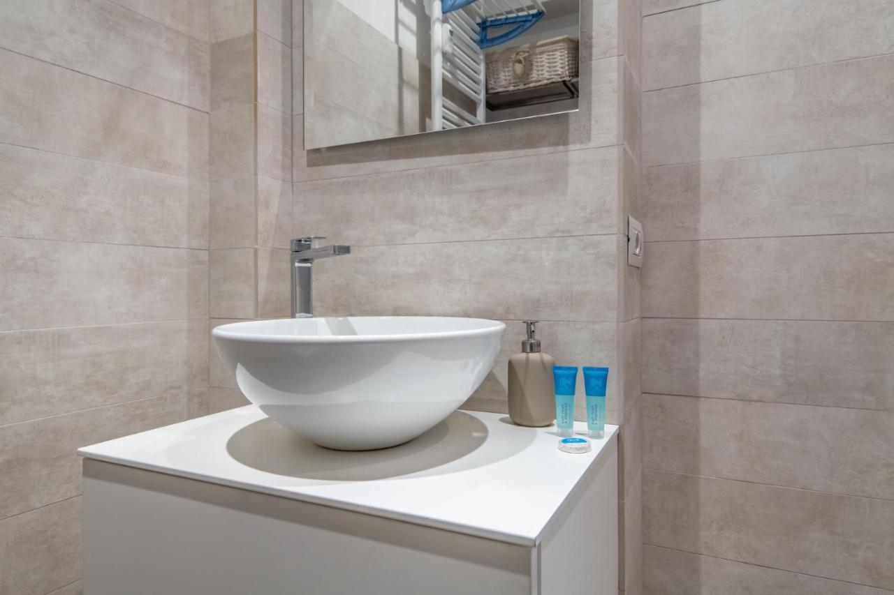 Easylife - Coccole E Comfort - Bilocale Caldo Ed Accogliente A Due Passi Dai Navigli E Metro Verde Milano Eksteriør billede