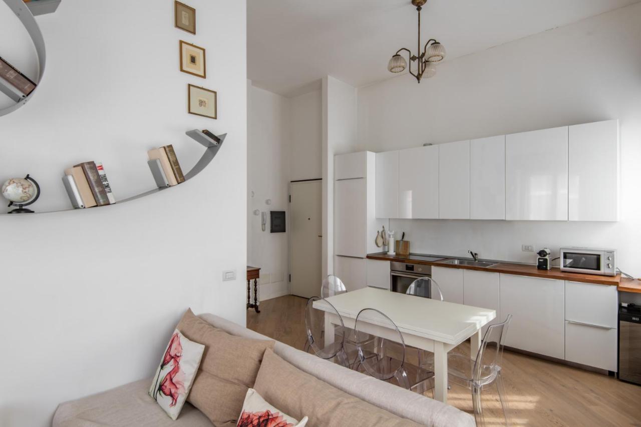Easylife - Coccole E Comfort - Bilocale Caldo Ed Accogliente A Due Passi Dai Navigli E Metro Verde Milano Eksteriør billede